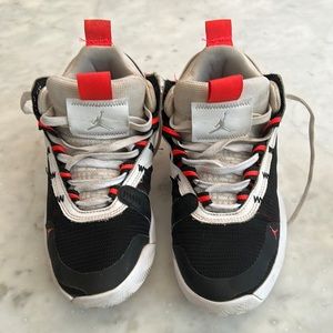 Boys Air Jordan Flight Shoes